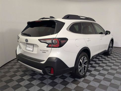 Used 2022 Subaru Outback Limited AWD/4WD image 6