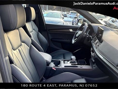 Used 2023 Audi Q5 2.0T Premium image 7