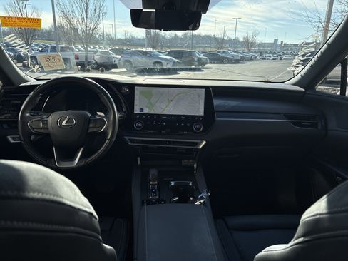 Used 2024 Lexus RX 350 image 28