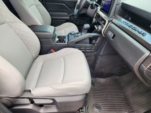 Certified 2025 Toyota Tacoma SR5 image 14