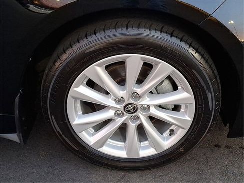 Certified 2024 Toyota Corolla SE image 12