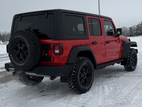 Used 2022 Jeep Wrangler Unlimited Sport image 29