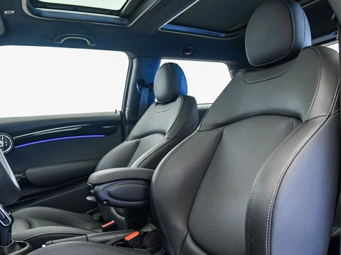 Certified 2023 MINI Cooper S image 19