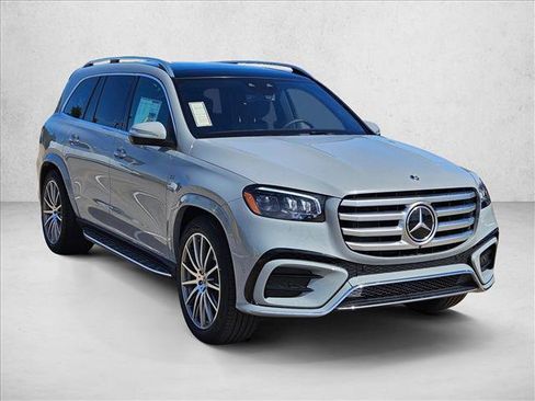New 2026 Mercedes-Benz GLS 580 4MATIC image 3