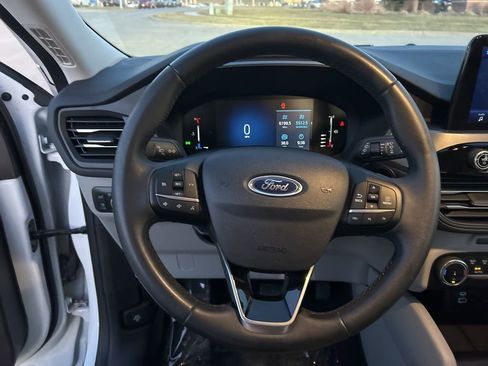 Used 2023 Ford Escape Active image 25