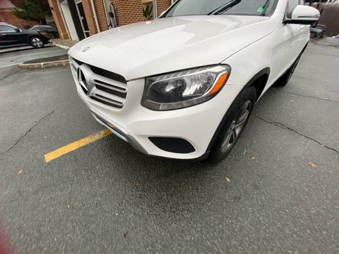 Certified 2016 Mercedes-Benz GLC 300 4MATIC image 26
