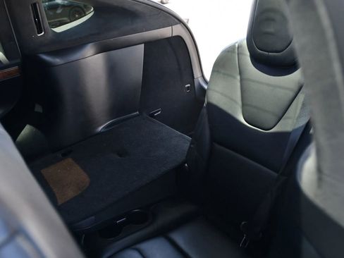 Used 2021 Tesla Model X Long Range AWD/4WD image 11