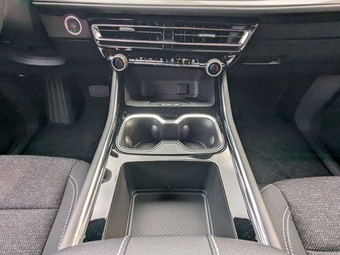 New 2026 Chevrolet Traverse LT image 20