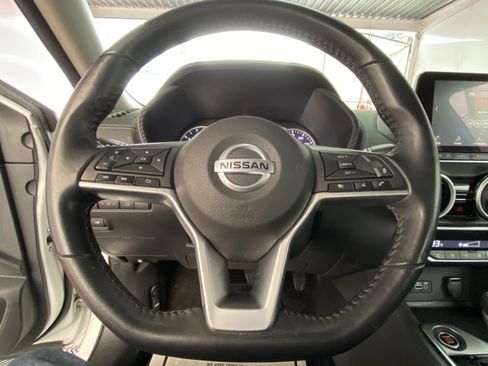 Used 2021 Nissan Sentra SV image 24