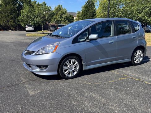 Used 2011 Honda Fit Sport image 5
