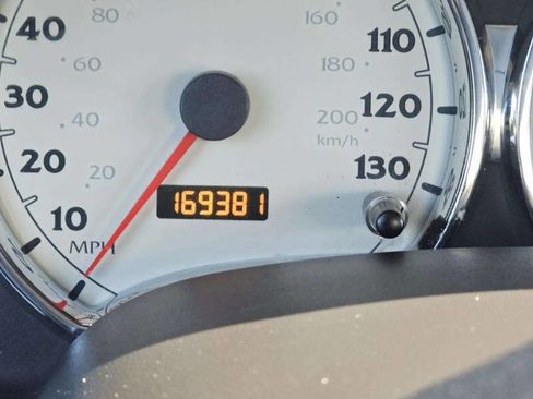 Used 2007 Saturn Vue 2WD image 9