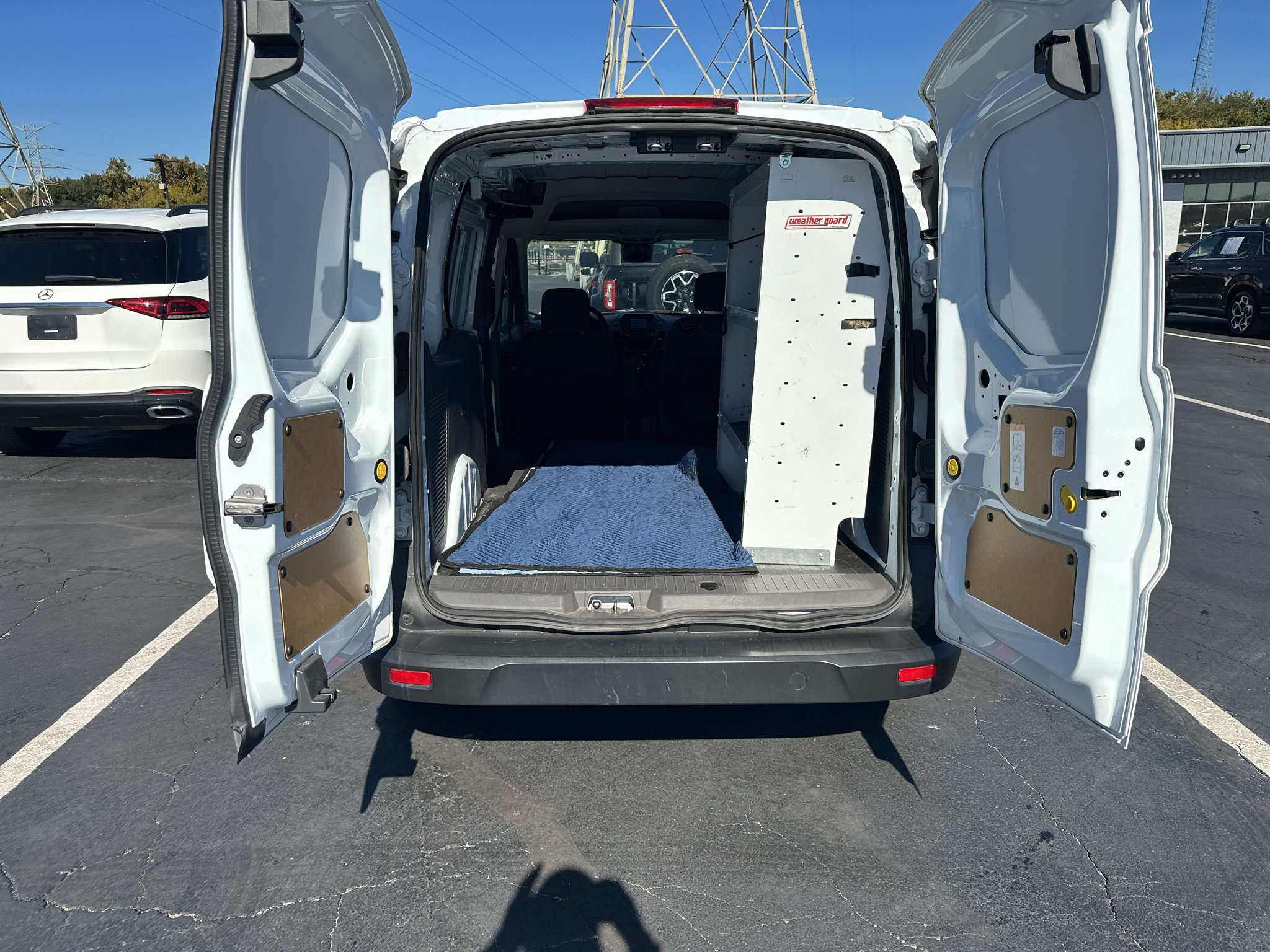 Used 2023 Ford Transit Connect XL FWD image 21