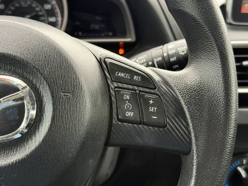 Used 2016 MAZDA MAZDA3 i Sport FWD image 34