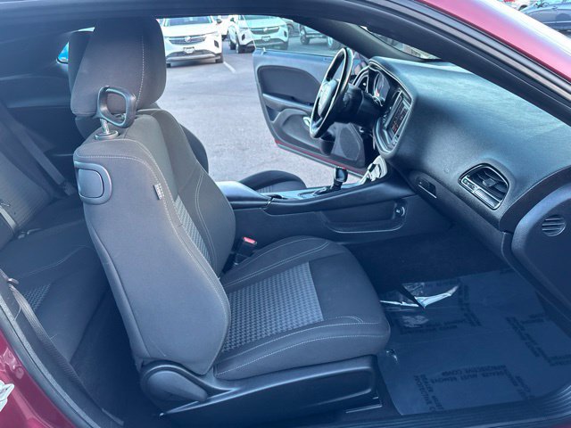 Used 2020 Dodge Challenger SXT RWD image 29
