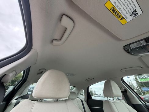 Used 2025 Hyundai Sonata SEL FWD image 27