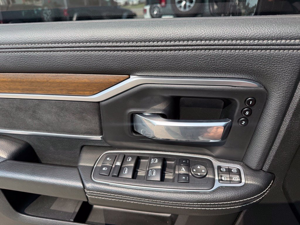 Used 2024 RAM 2500 Laramie w/ Safety Group AWD/4WD image 16