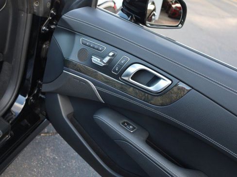 Used 2014 Mercedes-Benz SL 550 image 40