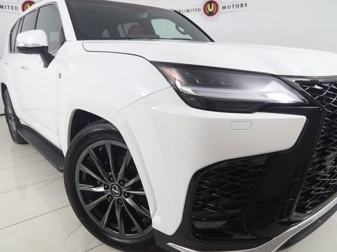 Used 2023 Lexus LX 600 F Sport image 22