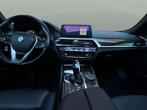 Used 2018 BMW 530i xDrive image 21