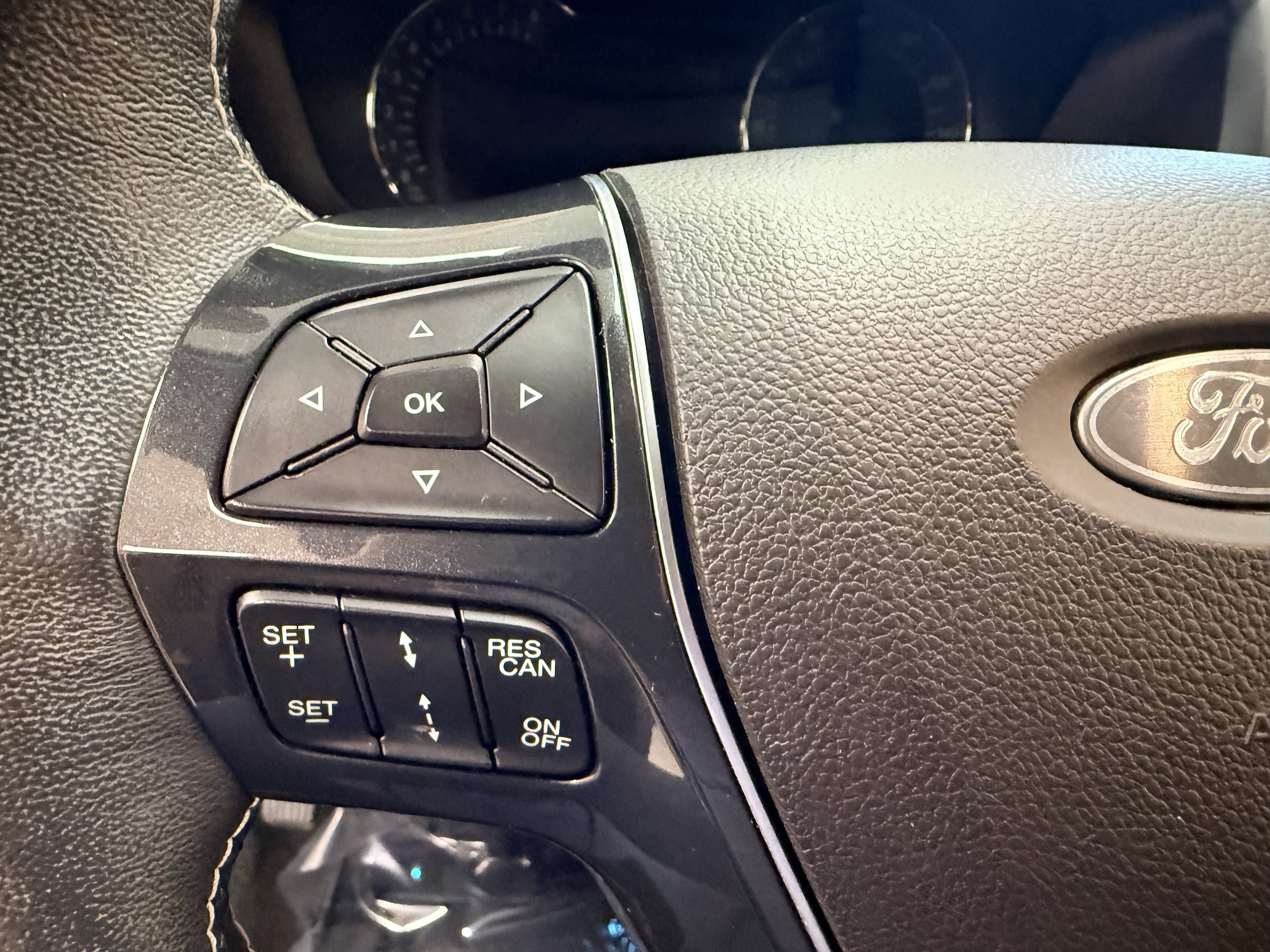 Used 2018 Ford Explorer Platinum AWD/4WD image 25
