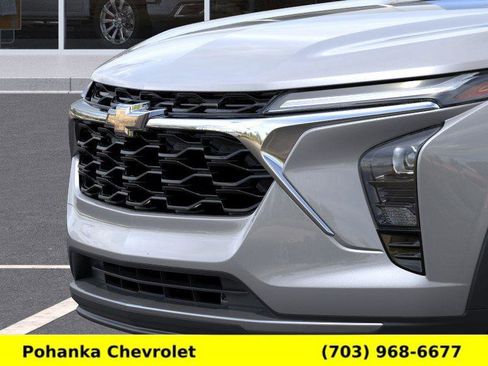 New 2026 Chevrolet Trax LT image 13