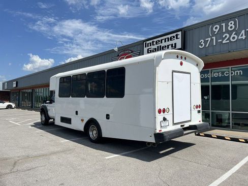 Used 2012 Ford F550 4x4 Regular Cab Super Duty w/ Payload Upgrade Pkg image 4