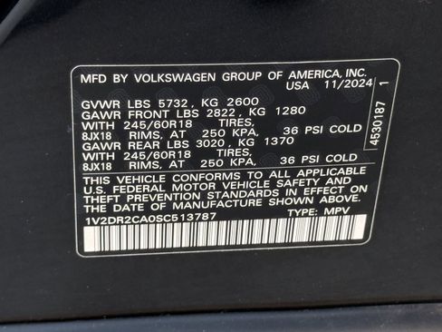 New 2025 Volkswagen Atlas SE image 23