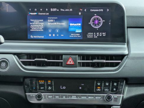 Certified 2024 Kia Seltos EX FWD image 15