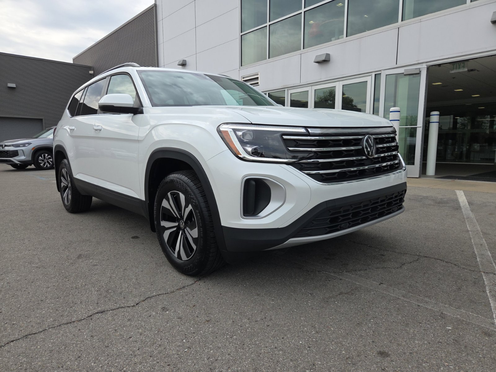 Certified 2026 Volkswagen Atlas SE AWD/4WD image 29