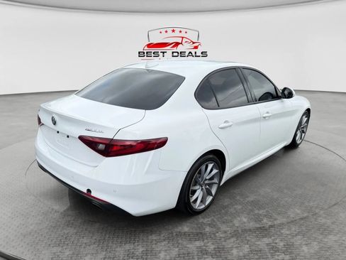 Used 2023 Alfa Romeo Giulia Sprint RWD image 5