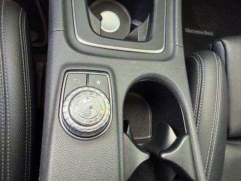 Used 2019 Mercedes-Benz CLA 250 4MATIC w/ Premium Package image 22