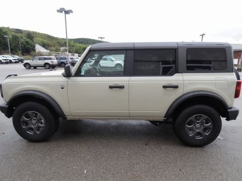 New 2025 Ford Bronco Big Bend image 8