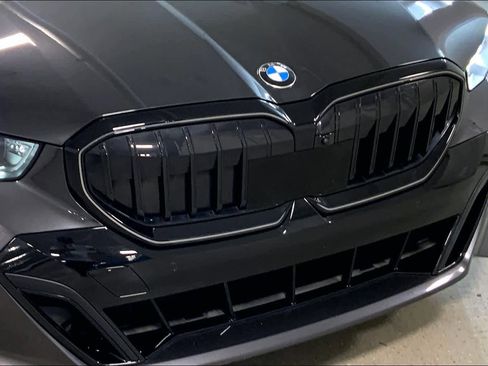 Certified 2024 BMW 530i xDrive w/ M Sport Package image 32