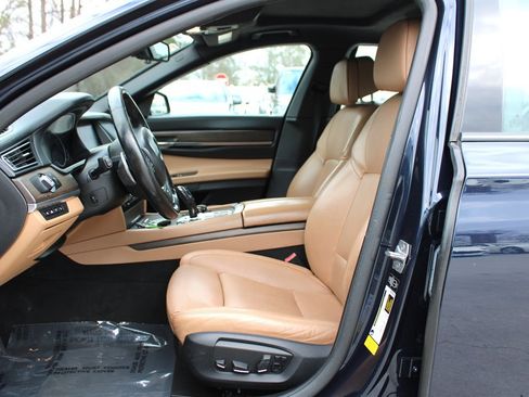 Used 2015 BMW 750Li image 14