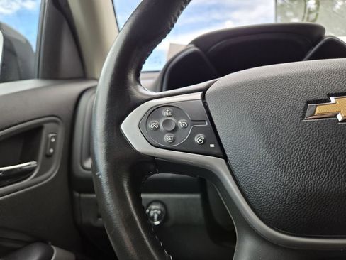 Used 2019 Chevrolet Colorado ZR2 w/ ZR2 Dusk Special Edition AWD/4WD image 17