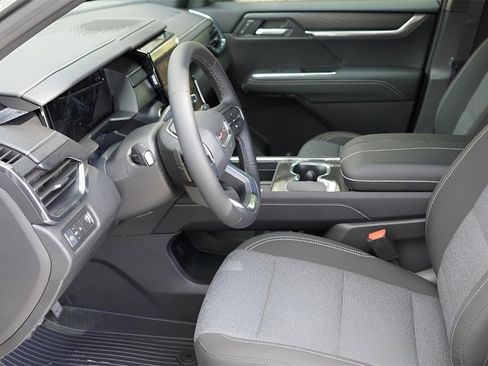 New 2026 GMC Acadia Elevation w/ LPO, Floor Liner Package image 9