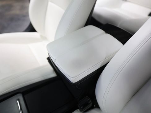 Used 2017 Tesla Model S 100D image 33