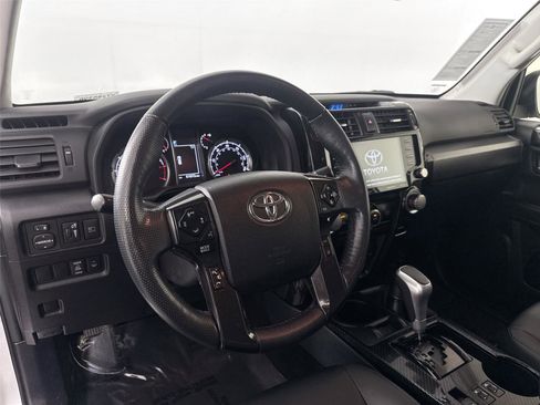 Certified 2024 Toyota 4Runner TRD Off-Road Premium image 4