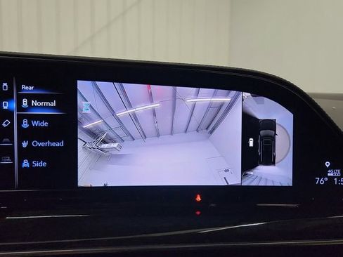 Used 2023 Cadillac Escalade Premium Luxury image 24