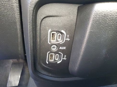 Used 2021 RAM 1500 Big Horn image 26