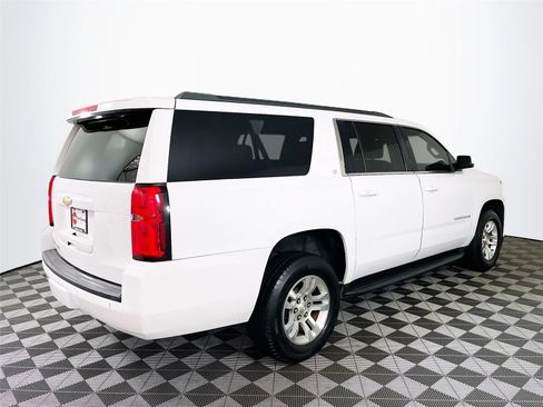 Used 2018 Chevrolet Suburban LT AWD/4WD image 9