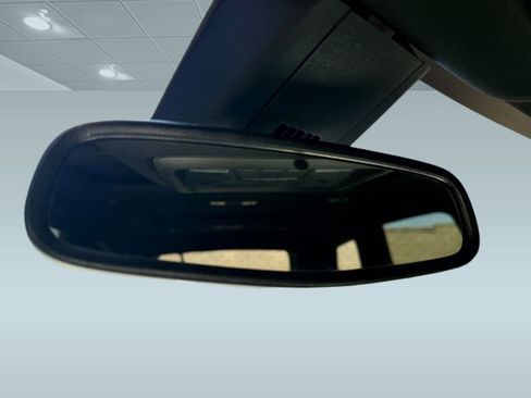 Used 2022 Buick Enclave Essence w/ Experience Buick Package image 18