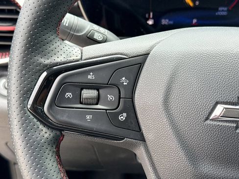 Used 2025 Chevrolet Trax RS w/ Driver Confidence Package FWD image 26