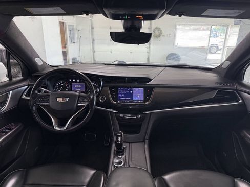 Used 2020 Cadillac XT6 Sport w/ Platinum Package AWD/4WD image 14