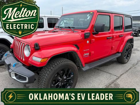 Used 2022 Jeep Wrangler Unlimited Sahara w/ Cold Weather Group AWD/4WD image 1