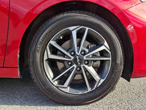 Certified 2023 Kia Forte LXS image 8