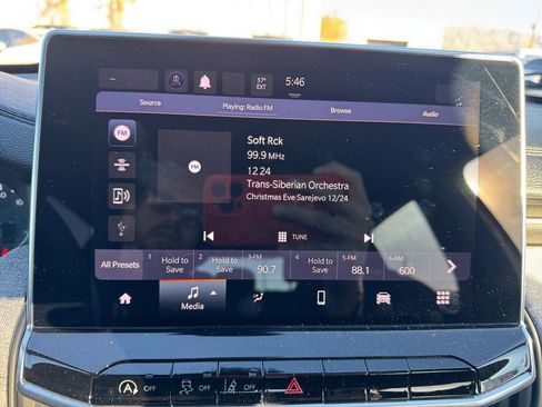 Used 2023 Jeep Compass Sport image 11