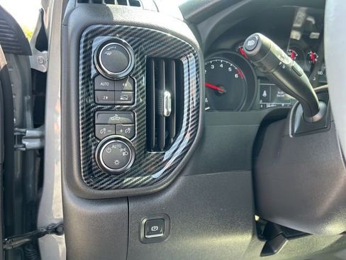 Used 2024 Chevrolet Silverado 1500 W/T w/ WT Value Package AWD/4WD image 17