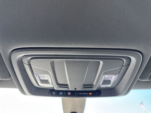 Used 2023 GMC Sierra 3500 Pro w/ Convenience Package image 24