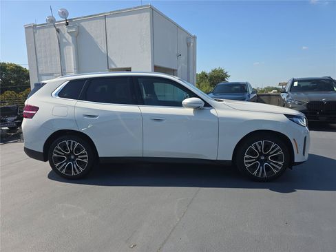 Used 2026 BMW X3 xDrive30i w/ Convenience Package AWD/4WD image 2